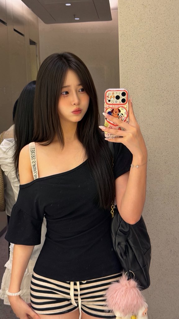 Siani_hh's tweet photo. @tiancai312 ootd https://t.co/qD9WUYXL27