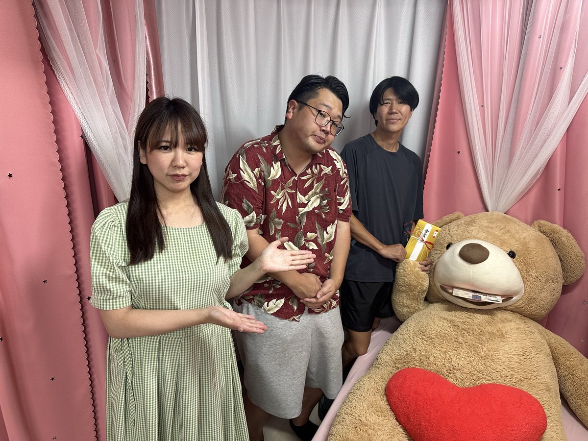 GcolleLIVE's tweet photo. ＼第8回コントバトルLIVE in Gコレ／
ありがとうございました✨

コントバトルの結果は…🔥

🥇 モシモシ
🥈 ぷぷぷ大東京
🥉 サイヤング

でした👑

大喜利企画も大盛り上がりでした‼️

⭐️大喜利賞　まぐろ(モシモシ)

次回もよろしくお願い致します👍

#Gコレコント https://t.co/aifGFYAHrF