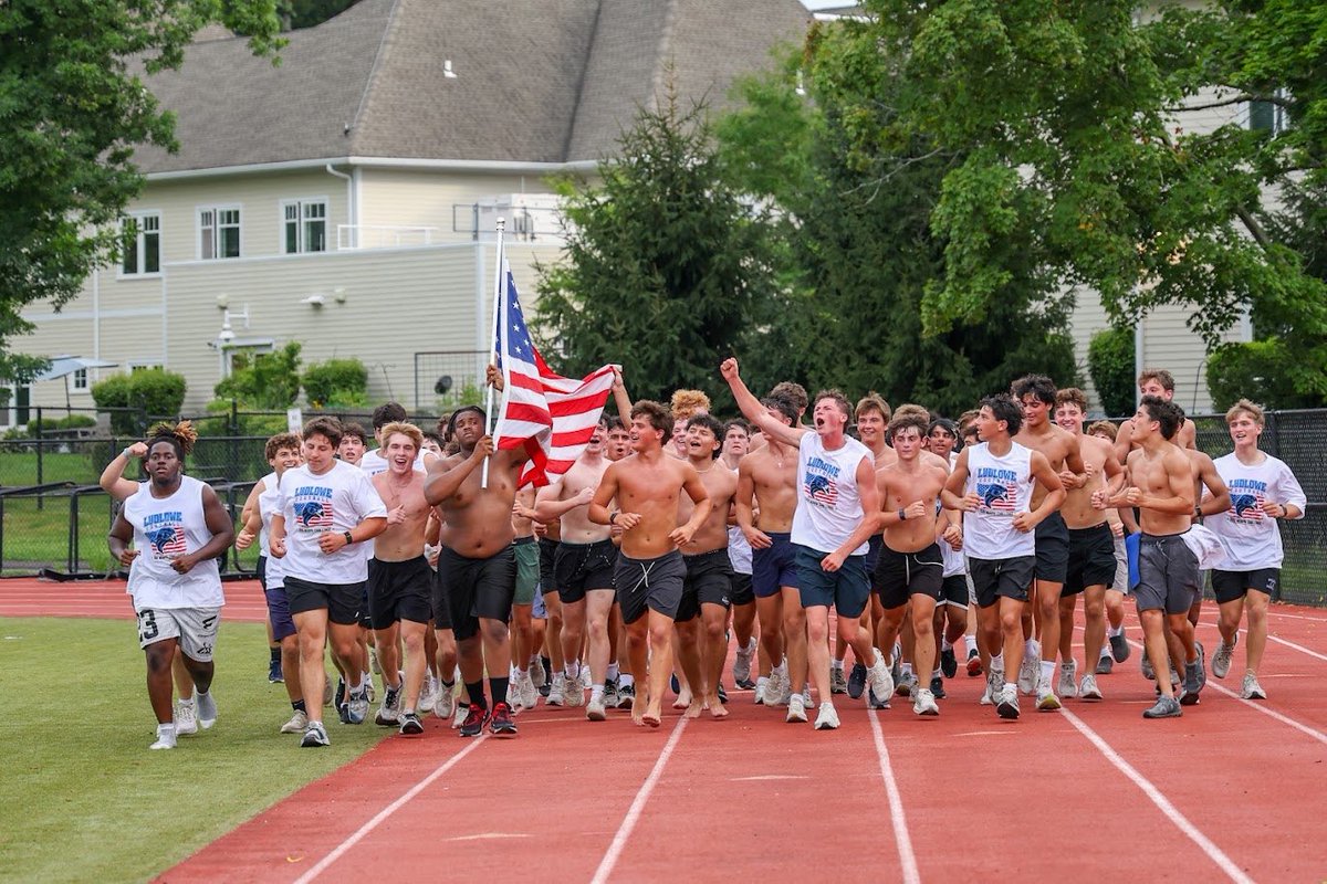 LudloweFB's tweet photo. Thank you ALL who donated and/or came out to support our athletes at the 3rd Annual Falcon Football Murph Challenge!

We also thank you for supporting the incredible veteran-focused non-profit:
K9’s for Warriors!

#FalconFootball
#WingsUp
#CTHSFB https://t.co/LGZ5VYEiFJ