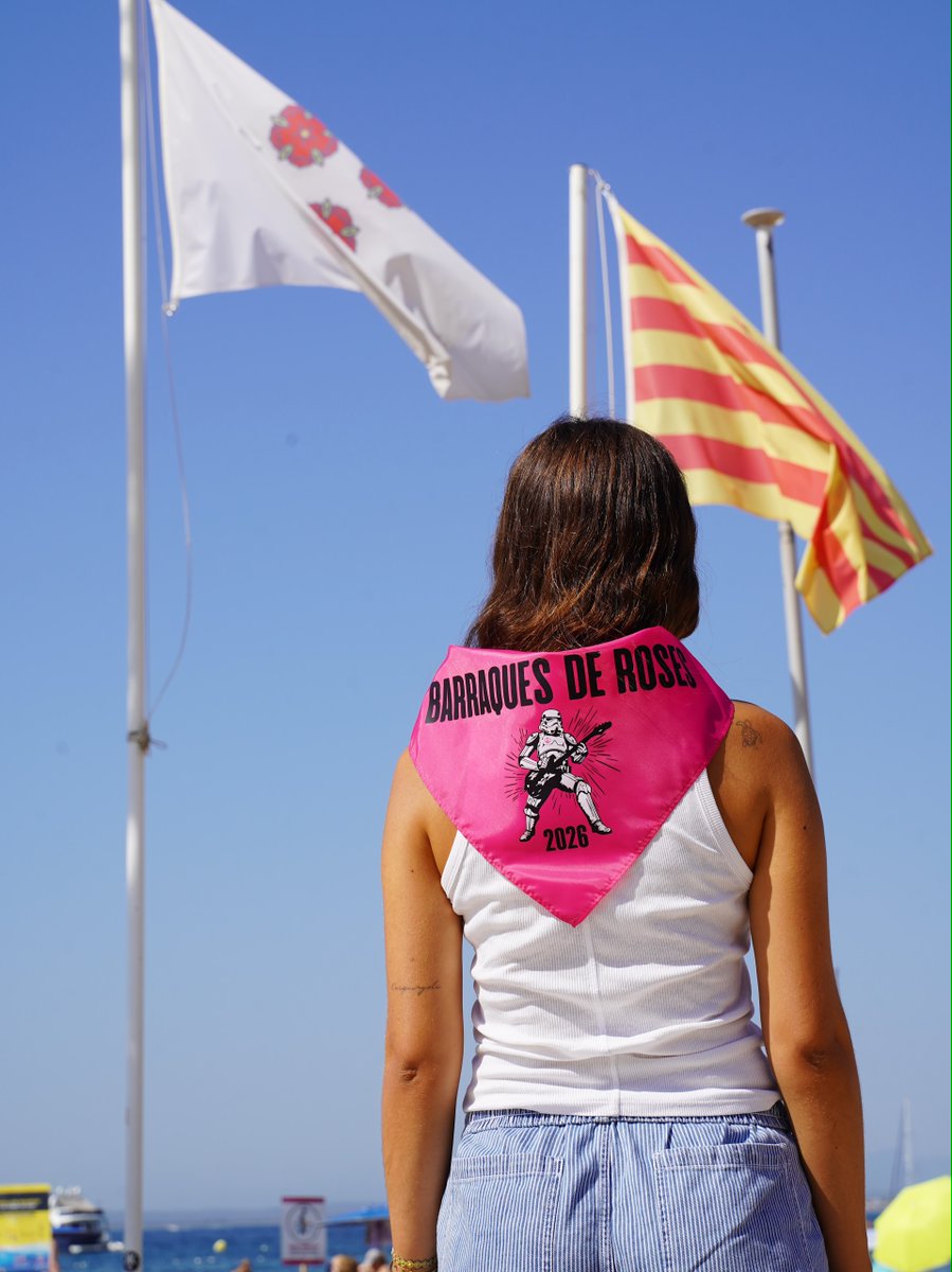 AjRoses's tweet photo. 🥳 Aquesta Festa Major, l’Ajuntament ha confeccionat mocadors de coll amb la imatge de les Barraques 2026 🎉
😊 Es distribuiran de forma gratuïta el primer dia de concerts, al recinte del càmping Bahía, a partir de les 22 h 👌
👉 Info: https://t.co/UI4ykIvHbG
#aRoses https://t.co/XXgKxzxyjv