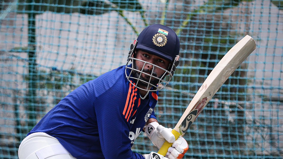BCCI's tweet photo. 📍 Colombo

The preps have begun for the #SLvIND Test Series 🙌

#TeamIndia https://t.co/Dc5hQMEJOL