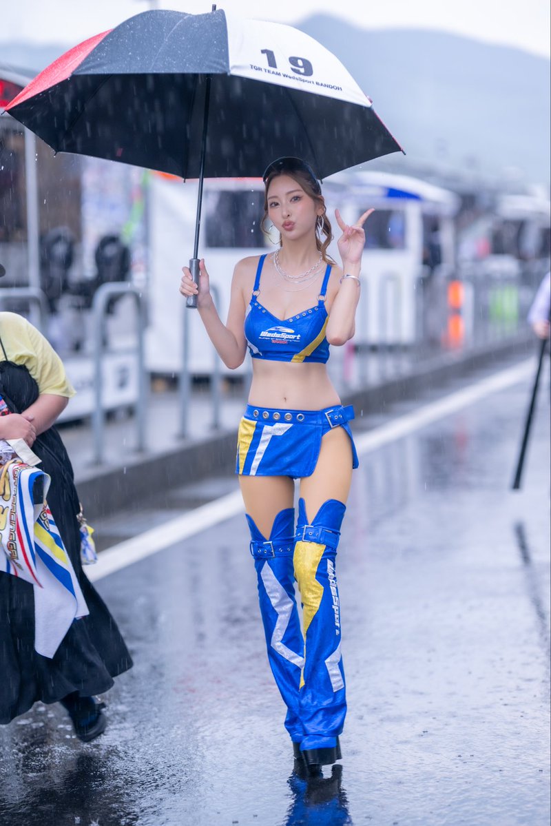 HirotakeKuga's tweet photo. #SUPERGT Rd.4 2026.08.02
スタート進行

#南真琴 さん (@makoto_minami)
撮影ありがとうございました🙇🏻‍♂️

#スーパーGT #supergt2026
#WedsSportRacingGals
#RA #レースアンバサダー
#RQ #レースクイーン
#TGRTEAMWedsSportBANDOH
#WedsSport https://t.co/jUYChZWBlD
