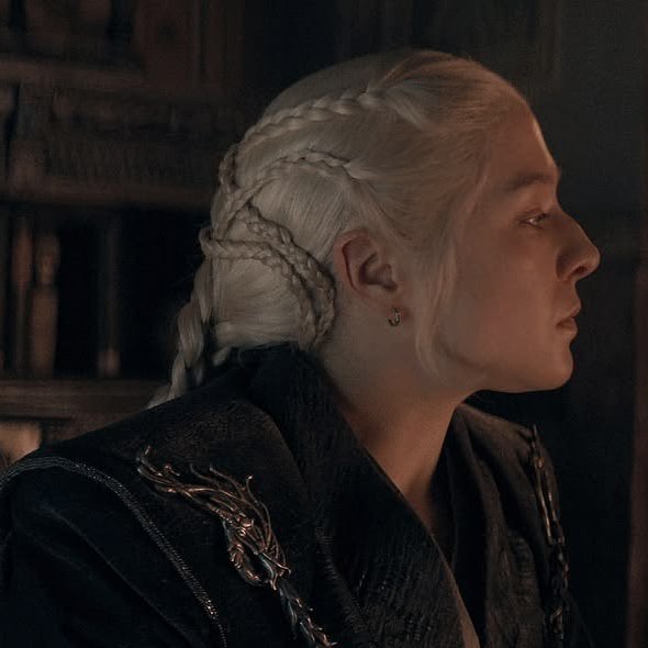 jacaelyx's tweet photo. King Rhaenyra Targaryen. https://t.co/QiKsoqG8dY
