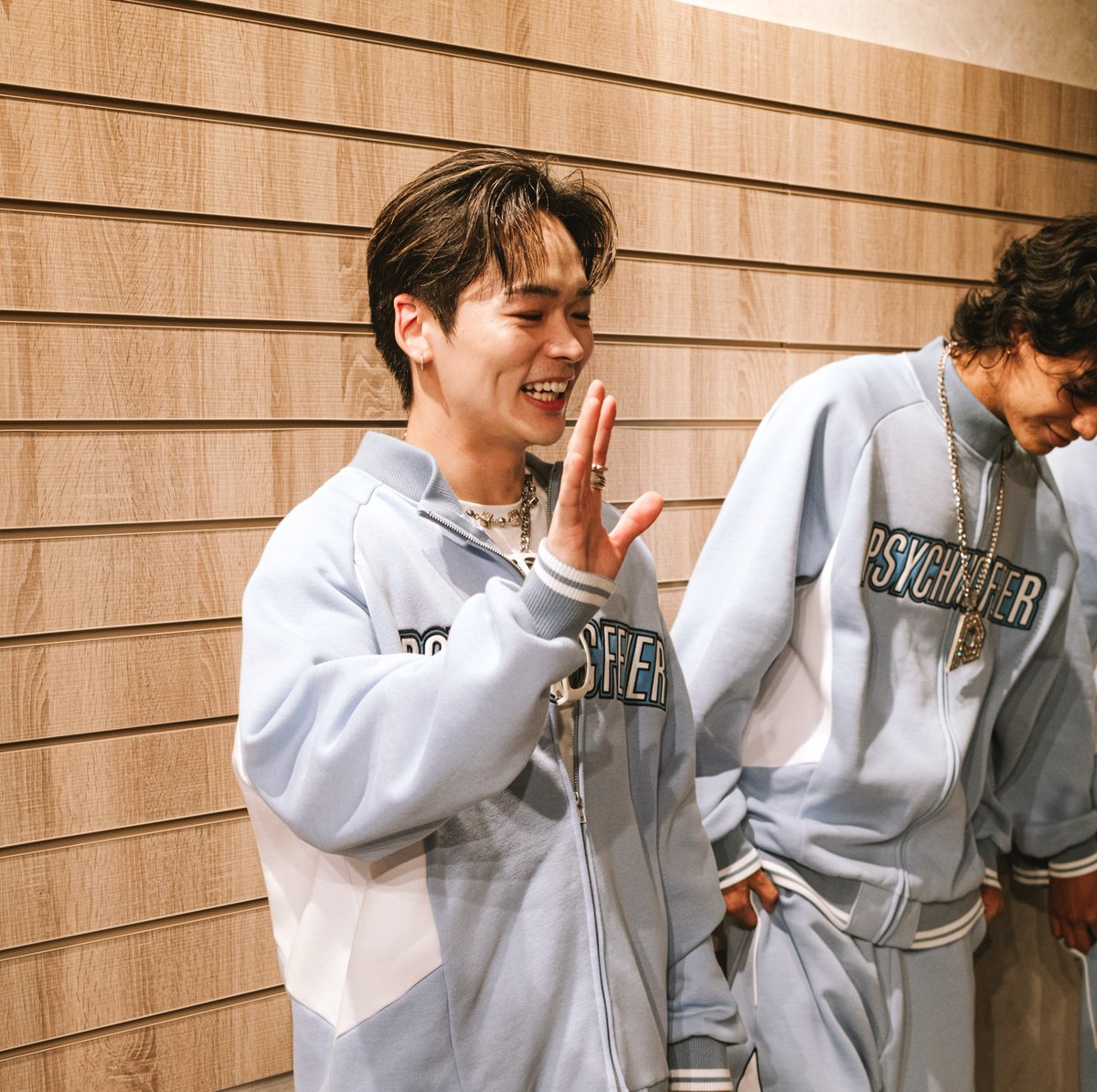 psyfe_thailand's tweet photo. 📸 2026.08.05 | PSYCHIC FEVER Ig update (2/2)
"DIFFERENT" Listening Party in LONDON
#PCFinLondon
🔗 https://t.co/ldYJFqSKOH
🔗 https://t.co/9fZrbUYDfn
#PCF_DIFFERENT
#PSYCHICFEVER #ไซคิกฟีเวอร์ https://t.co/5HBLgPz6ki