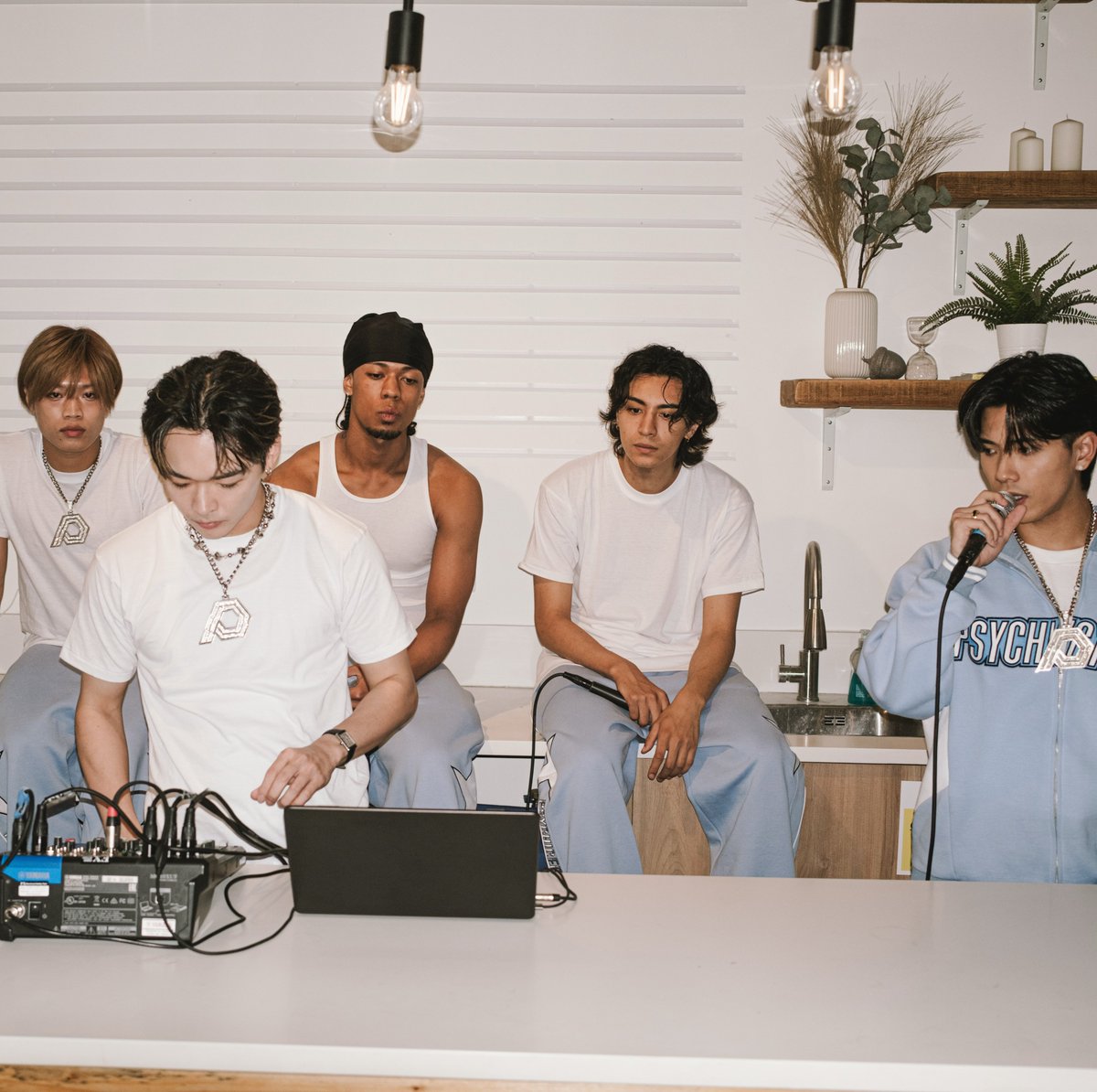 psyfe_thailand's tweet photo. 📸 2026.08.05 | PSYCHIC FEVER Ig update (2/2)
"DIFFERENT" Listening Party in LONDON
#PCFinLondon
🔗 https://t.co/ldYJFqSKOH
🔗 https://t.co/9fZrbUYDfn
#PCF_DIFFERENT
#PSYCHICFEVER #ไซคิกฟีเวอร์ https://t.co/5HBLgPz6ki
