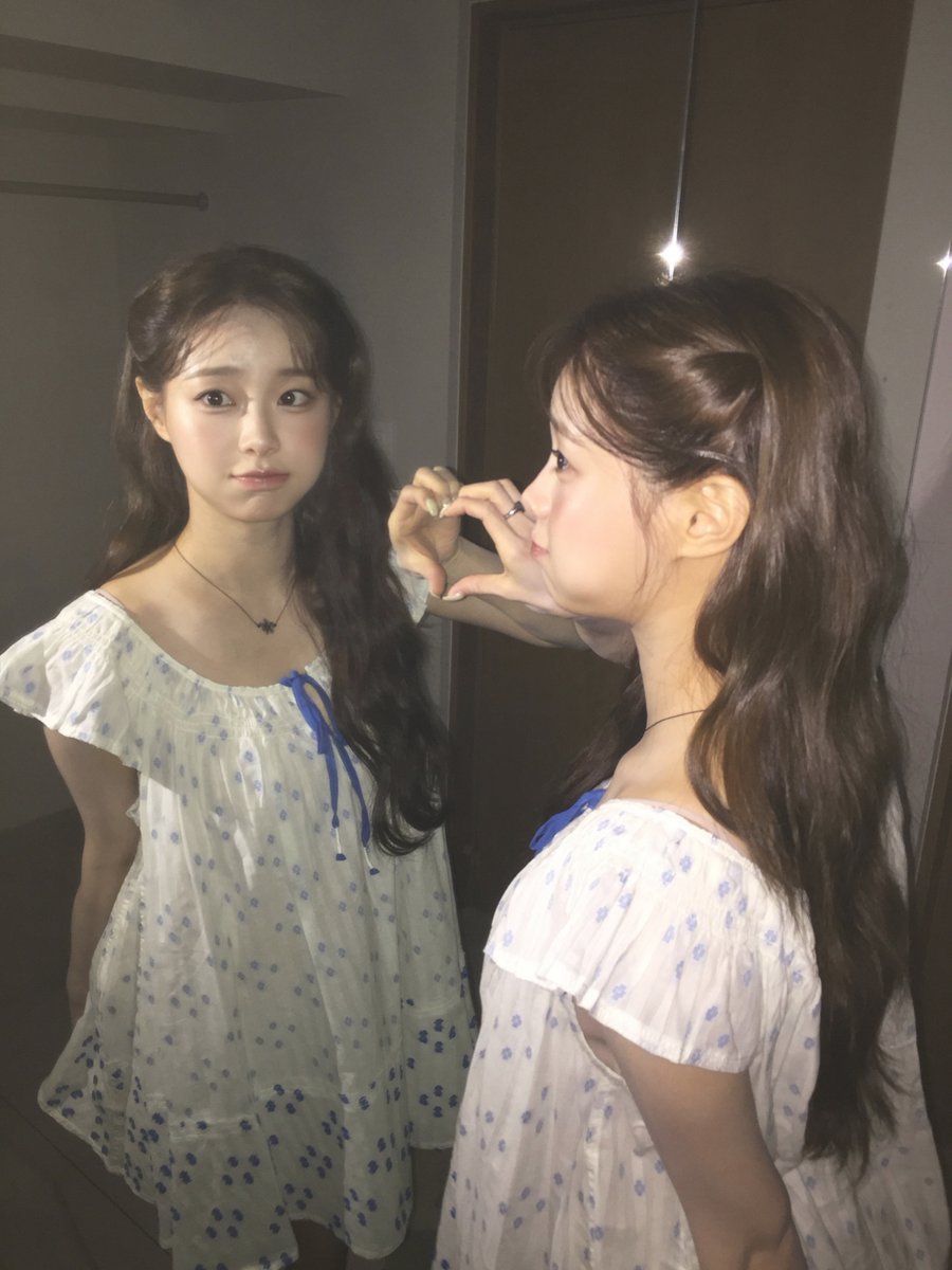 orrery_nim's tweet photo. Chuu Instagram post https://t.co/rRJSCd9M3O