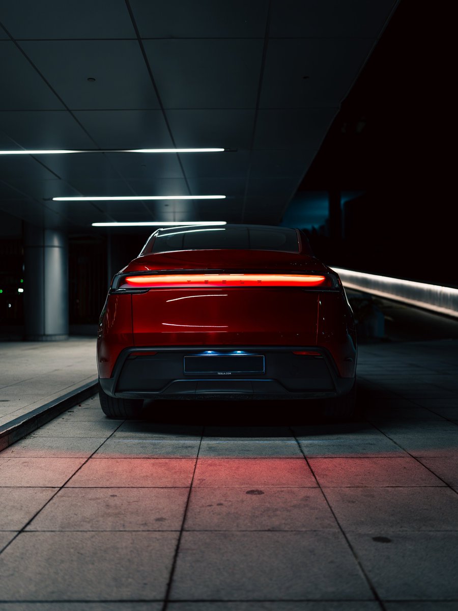 TeslaNewYorks's tweet photo. Would you like to invest in this Tesla

If yes why would you want to invest in Tesla 

If no  why do you think you can't invest in Tesla https://t.co/23QhUANLCO