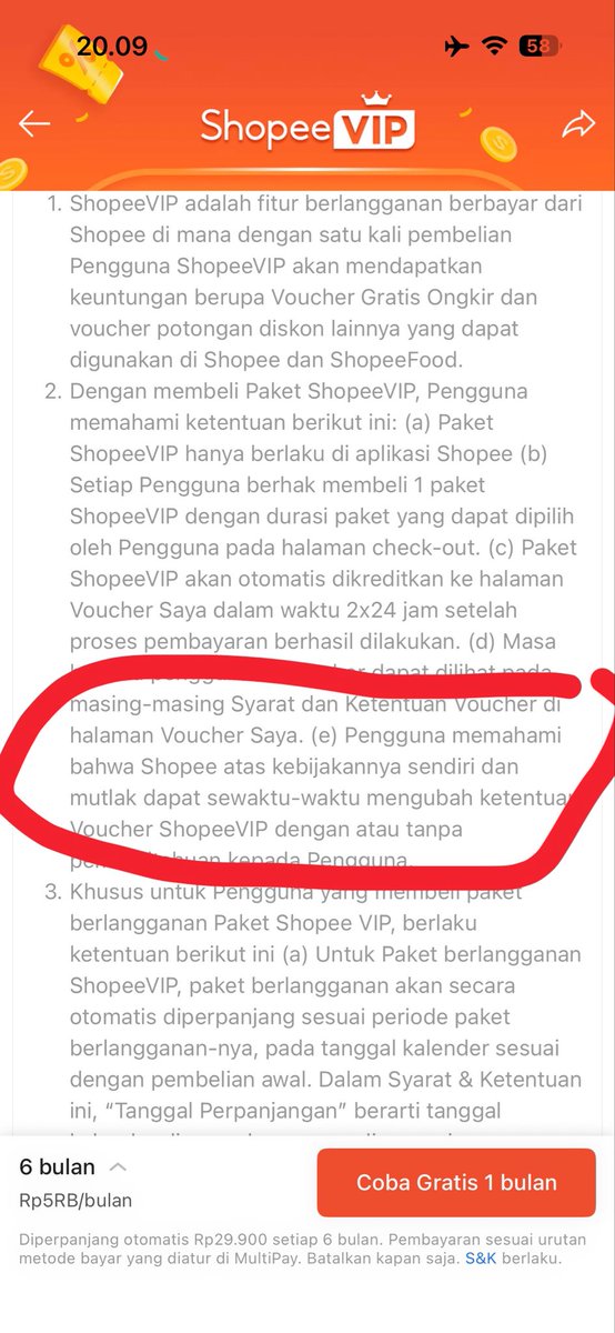 lilaccountz's tweet photo. (UNTUK MUSLIM YANG MAU BELAJAR)

nah kalo hukum langganan voucher syopi, walau belum banyak dibahas secara spesifik oleh para ulama dan asatidz,

tapi AKU PRIBADI, memilih tidak langganan sebagai kehati-hatian setelah nonton ceramah ust Dzulqonain yg membahas secara spesifik hukum syopi VIP.

beliau bilang kalo hukumnya adalah tidak boleh karena mengandung gharar (ketidakpastian/ketidakjelasan)

walau list diskon dan vouchernya sudah dikasih tau di SnKnya, tapi karena tiap orang belum tentu dapet dan make vouchernya dgn jumlah yg sama padahal bayar langganannya sama, maka inilah ghararnya.

ditambah ada salah satu poin SnKnya dimana disebutkn bahwa pihak syopi bisa saja mengubah ketentuan dengan atau tanpa pemberitahuan kpd pengguna. ini juga gharar.

maka beliau memahami bahwa hukum berlangganan syopi VIP adalah tidak boleh.

wallahu a’lam