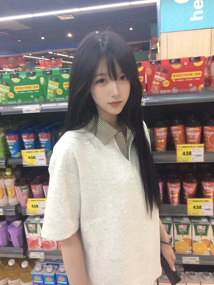 Berniece46359's tweet photo. Casual moment wandering in the supermarket🛒#SupermarketPhotography #DailySnapshots https://t.co/1LroZsmfNy