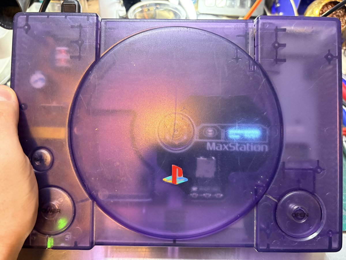 Banzai_Edition's tweet photo. 🚀 Je vous présente la MaxStation PS1 PU-18!
Une excellente solution pour profiter d’une PS1 avec ses meilleurs jeux. 🎮
📺 Live Twitch bientôt, avec en plus l’installation d’une sortie HDMI pour une image au top !
#MaxStation #SDLoader #PS1 #RetroGaming https://t.co/d0gG28Yw7H