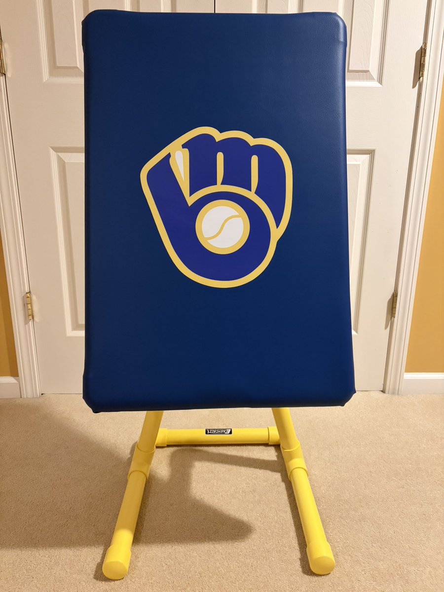 EasyCallKZone's tweet photo. Royal blue wiffle ball strike zone with a yellow base and a custom Brewers logo #wiffleball #blitzball #easycall #brewcrew #brewers https://t.co/wsagRoOXwG