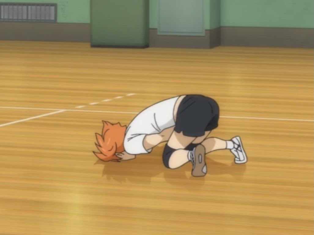 hakeiyuu's tweet photo. why is he always arching 😭😭😭😭 https://t.co/AqsXT2UpHo