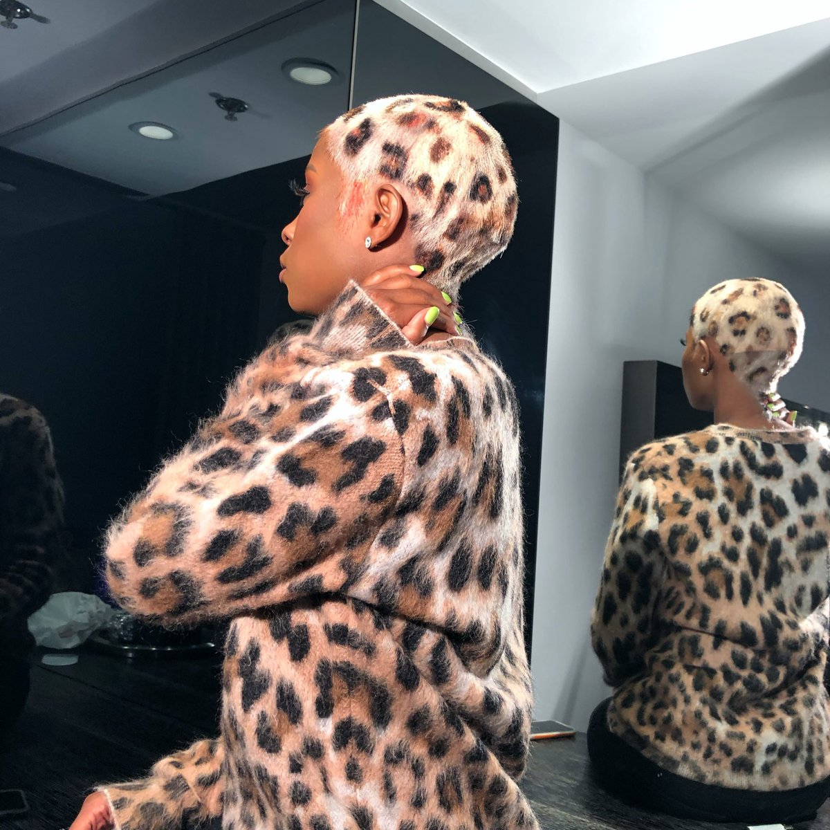 wavecheckers's tweet photo. Dej Loaf went Leopard Print Mohair sweater with the hair to match 🐆 https://t.co/nEk4P8FIzS