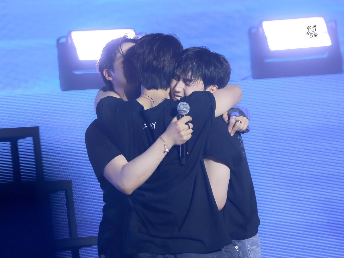_hs0616's tweet photo. 260802 𝐁𝟏𝐀𝟒 𝟏𝟓𝐓𝐇 𝐀𝐍𝐍𝐈𝐕𝐄𝐑𝐒𝐀𝐑𝐘 𝐂𝐎𝐍𝐂𝐄𝐑𝐓 [𝘿-𝙙𝙖𝙮] 막공 

#B1A4 #CNU #신우 #SANDEUL #산들 #GONGCHAN #공찬 https://t.co/lxbpAPaa61