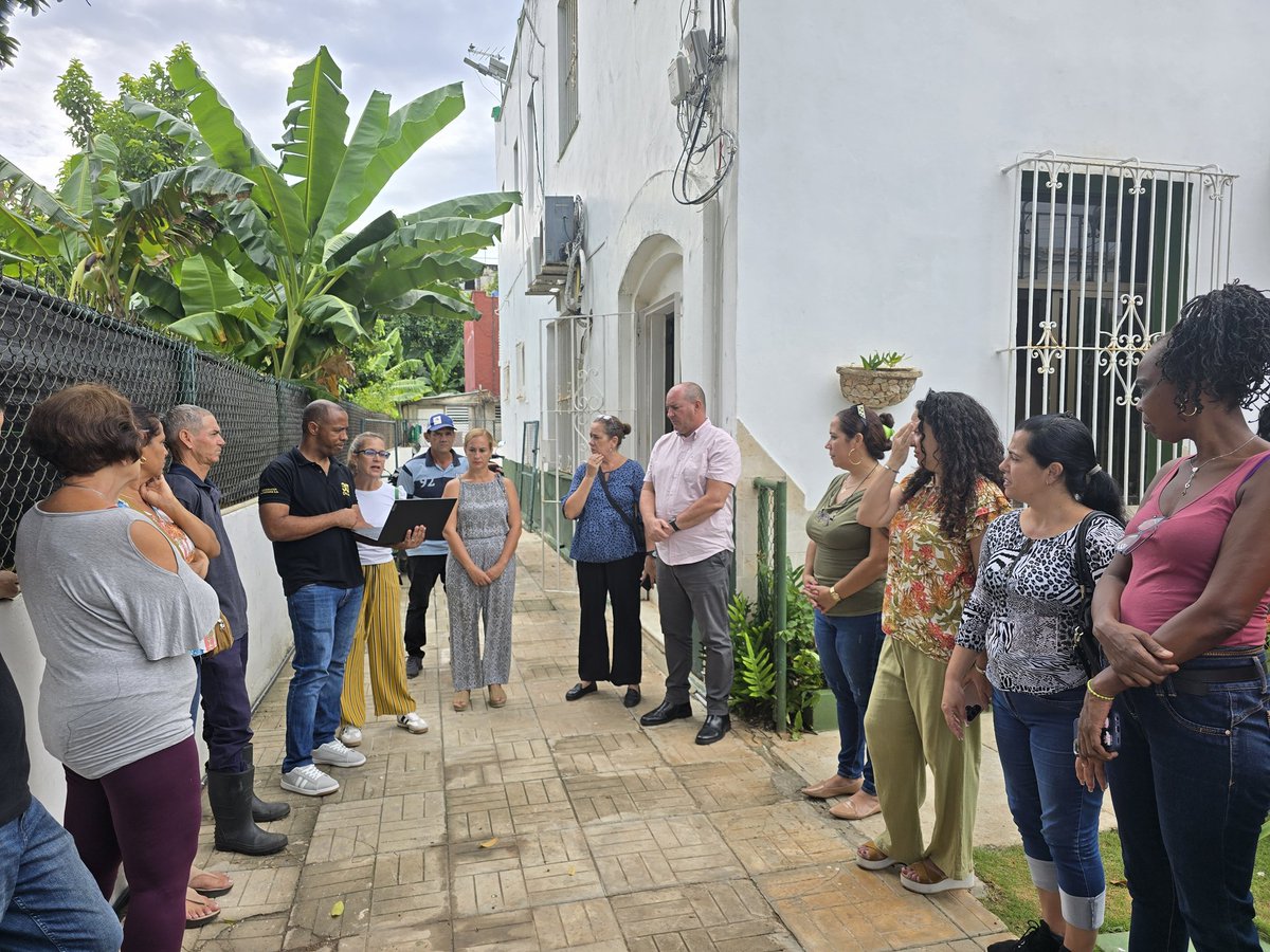 coralsacuba's tweet photo. 🙌 Efectuamos nuestro primer matutino del mes de agosto.
Un espacio de encuentro y unidad, donde compartimos informaciones que nos guían y fortalecen el camino.
Cada jornada comienza con claridad y compromiso 💪. https://t.co/5VATJshw5V