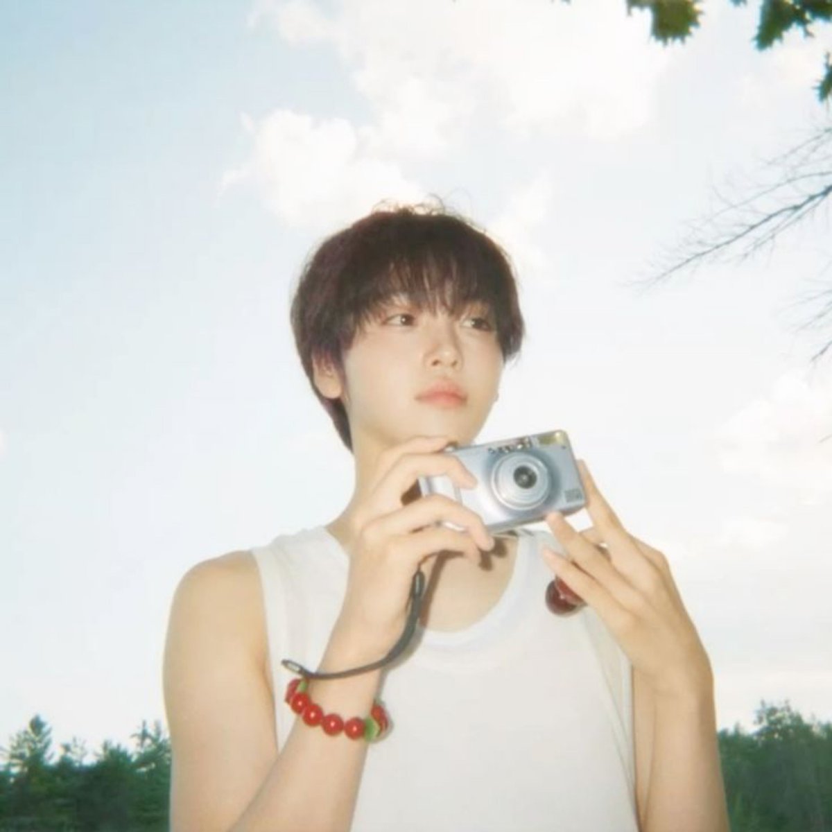 Auwriter_mogu's tweet photo. Pingpongz au.

With a small chuckle, Hyeongjun muttered, "You really are stupid, Ham Wonjin."

"You spent four years hiding from me like a fool... when all you ever had to do was come back home." https://t.co/K3QOJaLGsN