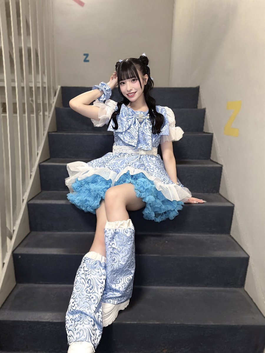 rinno_encore's tweet photo. テンランさんの花束衣装💐💙 https://t.co/l8GA4SpktQ