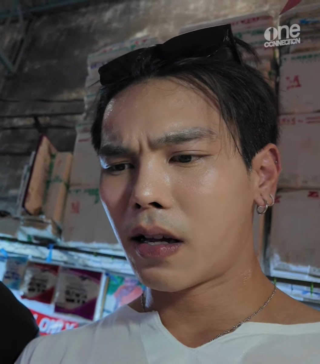 wannaeat_tea's tweet photo. สิงโตเก่าๆ หล่อแบบโบราณ https://t.co/5f5LyDuTdE