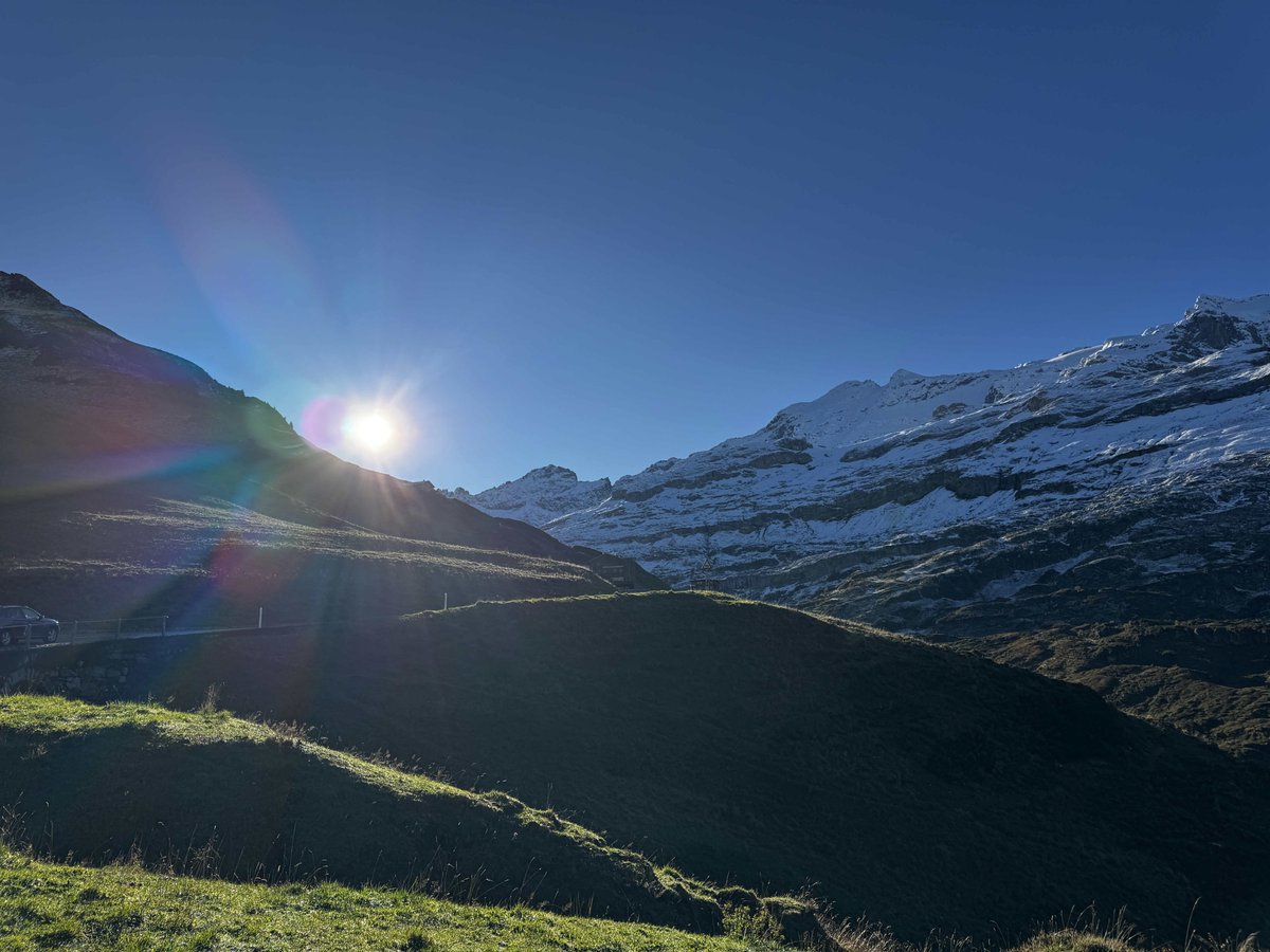 TBreitschneider's tweet photo. Impressionen vom Klausenpass....

Die Schweiz ist halt doch einfach ein Träumchen🤗 (Die Bilder sind von einem Schweizer Freund, der gerade dort ist und sich oben ein wenig abkühlt bei herrlichen 18 Grad 🤗) https://t.co/PSgIcmc6tY