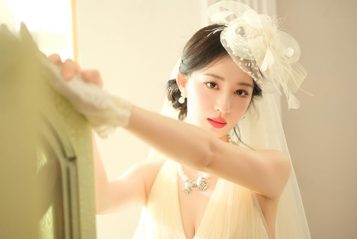 overdotwt tweet picture