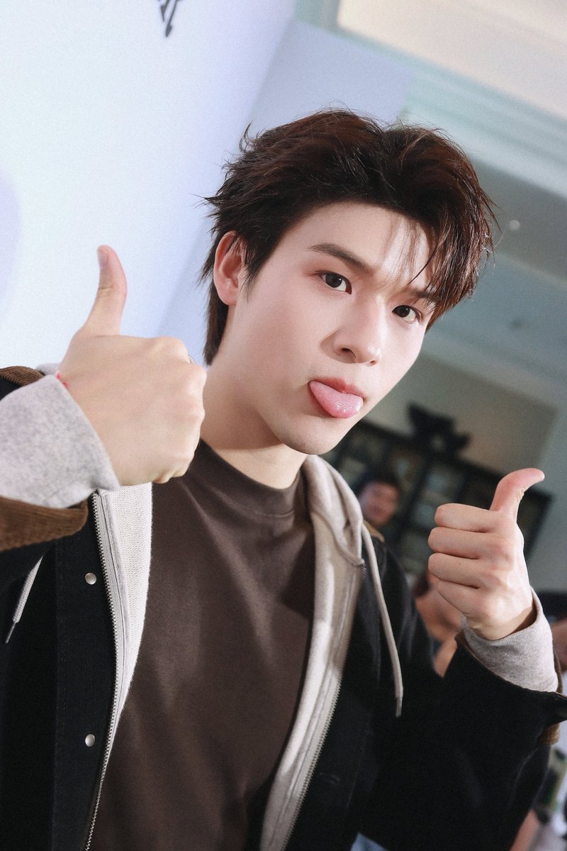 mayaonline2002's tweet photo. Snapshot #MAYATVOFFICIAL | ลูกอ้วมสกาย #skywongravee หมีขาวที่ดุร้ายที่ฉุบ!! โฮกกกปิ๊บ~ 🐻‍❄️☁️✨️🩵

Interview📽🔗https://t.co/o2309UGjJc

UNIQLO FW2026 X SKY

#UNIQLO2026FW #LifeWear
#UniqloThailand #MAYATVOFFICIAL https://t.co/lCtE9wqib0