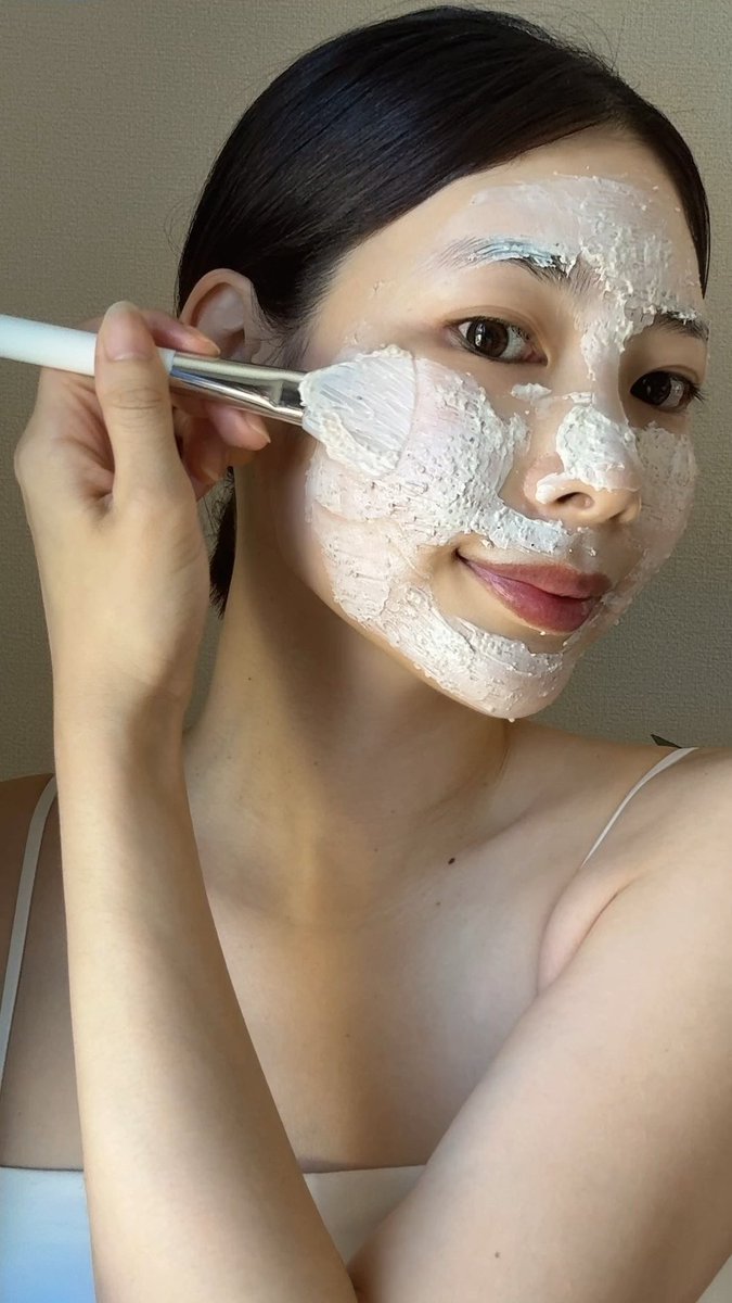 chiru_w's tweet photo. 毛穴汚れも乾燥も気になる人集合！
リタニティのYULMU（ハトムギ）スキンクリーンパック🫧
ハトムギ成分とカオリン成分配合で、毛穴汚れをすっきりオフしながらしっとりとした使い心地がお気に入り🥹✨
毛穴が気になる方にもおすすめ！
洗い上がりのつるんと感が病みつきに！

@returnity_jp 
#PR https://t.co/y5i2LdyGlG
