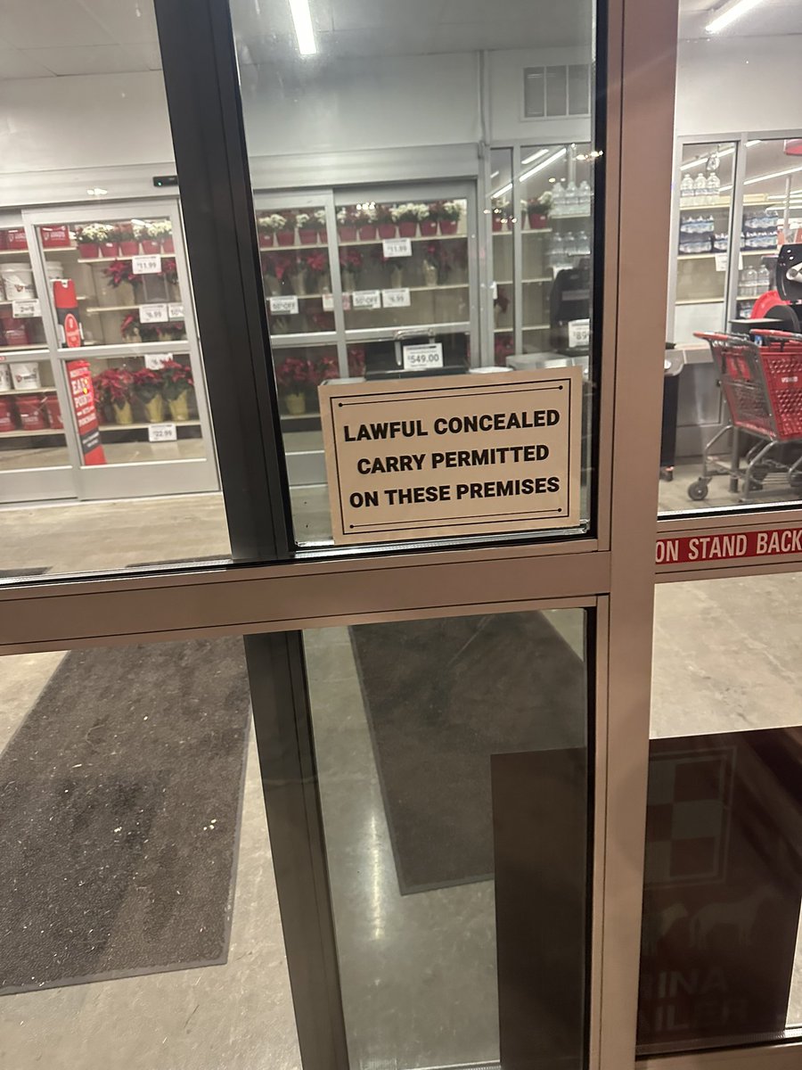 NYCBogie's tweet photo. @AnthonyCumia Concealed means concealed 

In Suffolk county of all places Tractor Supply has this posted. I’ll now drive a few extra minutes to give them my business https://t.co/HMmIMYcS1U