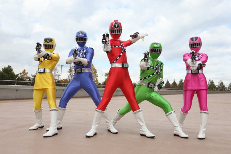 ViBYoRIOn's tweet photo. 最後のここ、戦隊ヒーローの決めポーズみたいで面白可愛い🤣♡ https://t.co/ajK3yY86xv