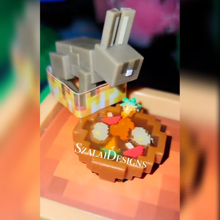 SzalaiDesigns's tweet photo. https://t.co/VcUNCT6ImG
Im so happy I got the rabbit but was not expecting that the bunny comes open to get the meat but I guess it makes sense lol
#miniverse #miniversemakeitmini #miniverseminecraft #minecraft https://t.co/NW2twarPT5