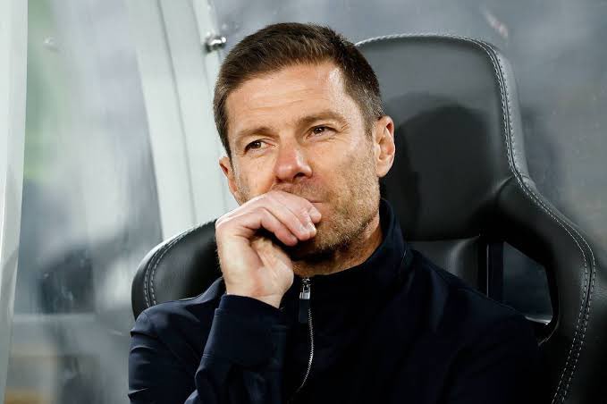 Llouutd's tweet photo. Lost to 10-man Tottenham 
Lost to a washed juventus 

Ruben Amorim i know it’s you disguise as Xabi Alonso https://t.co/zUphT5ngIA