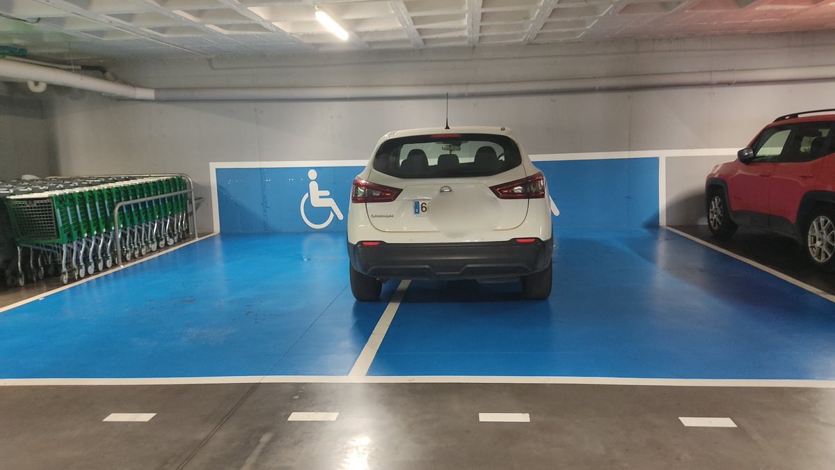 alcarazpp's tweet photo. El civismo en su 5 esencia...
Ha!!!! y sin tarjeta de movilidad reducida...
@Mercadona
#Vera #movilidad #selasuda https://t.co/6ouVWPZHek
