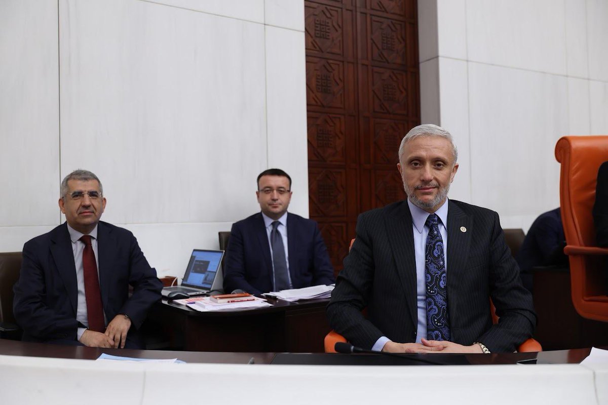 adilbicer43's tweet photo. 📍TBMM

Gazi Meclisimizde Divan nöbetimizle Genel Kurul çalışmalarımıza devam ediyoruz.

@TBMMresmi 
@TBMMGenelKurulu https://t.co/EliLrySGVC