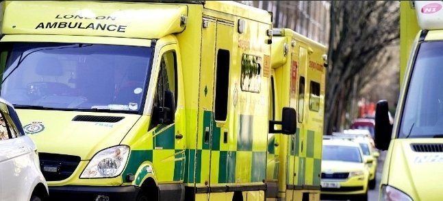 Britains_rights's tweet photo. BREAKING: Multiple people stabbed in broad daylight on busy London street as woman arrested

Witnesses have said 'Allah akbar was shouted' 

Well done labour with your Early release prison scheme! https://t.co/IoyCTryYfk