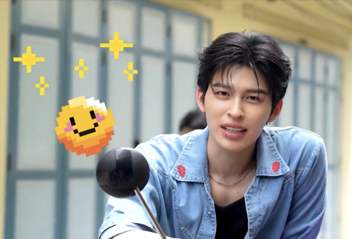 dLoVeBB9785's tweet photo. ดูย้อนหลังได้แล้วนะ หนุ่มเดนิมหล่อจริงๆ อีพีนี้🧡

#ClubDxPondNaravit
#ppnaravit
#ClubD https://t.co/7eskJ7SQmL