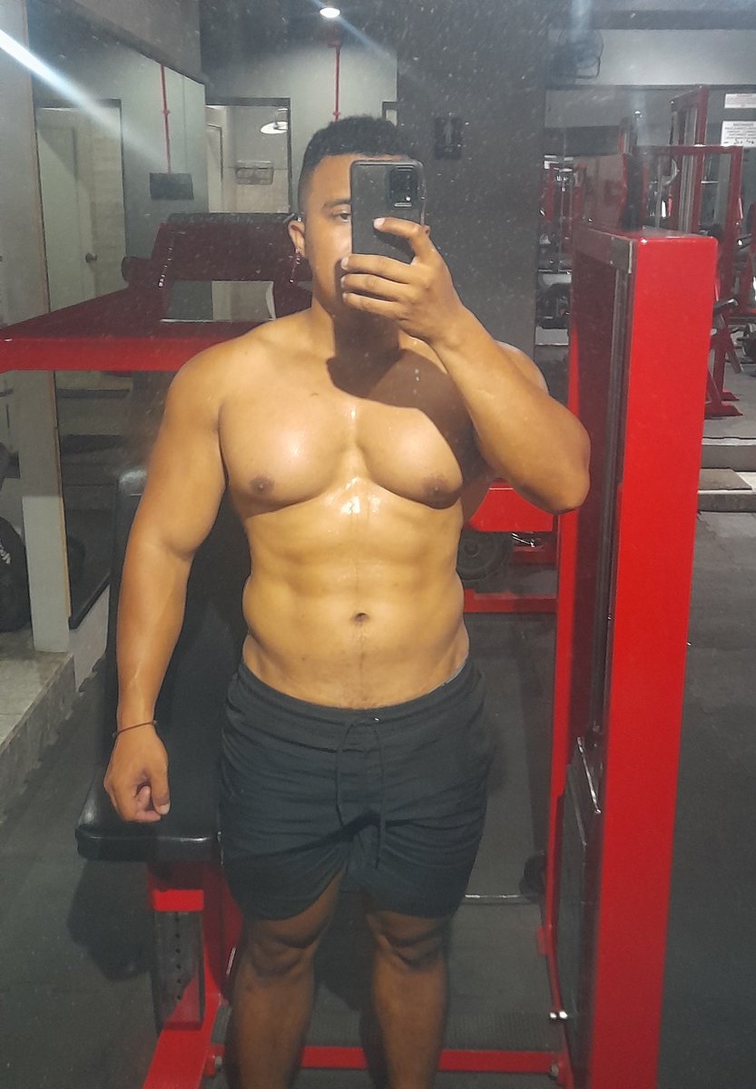KPHYudi's tweet photo. Gym terpanas https://t.co/owDXqgIrQi