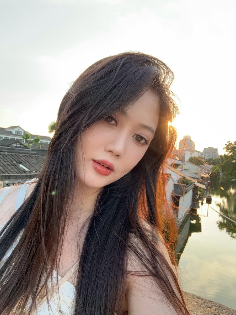 paagles's tweet photo. 夕阳西下，断肠人在天涯 https://t.co/5DwY5DbKnG