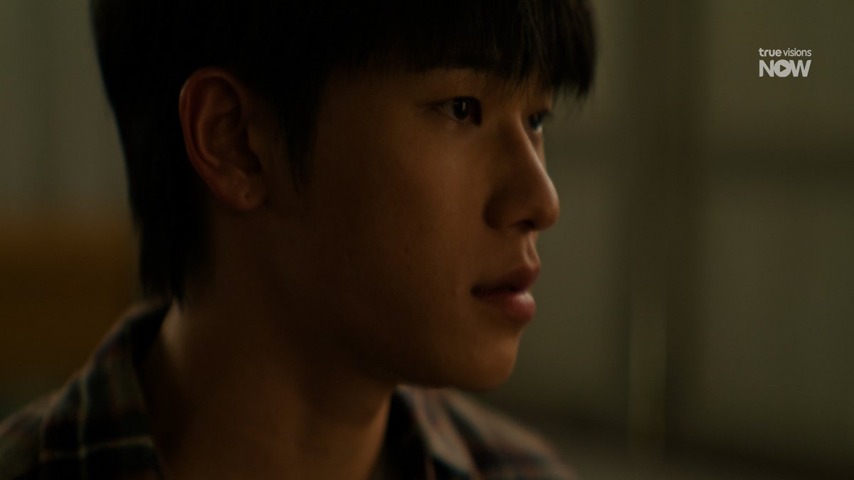 truecjcreations's tweet photo. ว่าแต่! ภูมิเจอใครกันแน่ในภาพที่ฉาย มารอลุ้นกันอีก 2 ตอนสุดท้ายแล้วน้าาาา 😭

#MuifeiEP8 https://t.co/CZWxYSSW7x