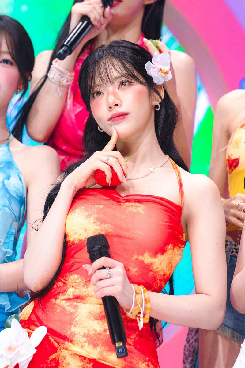 mya32o's tweet photo. 아 ……………………. …………… https://t.co/nUfyyV1A6y