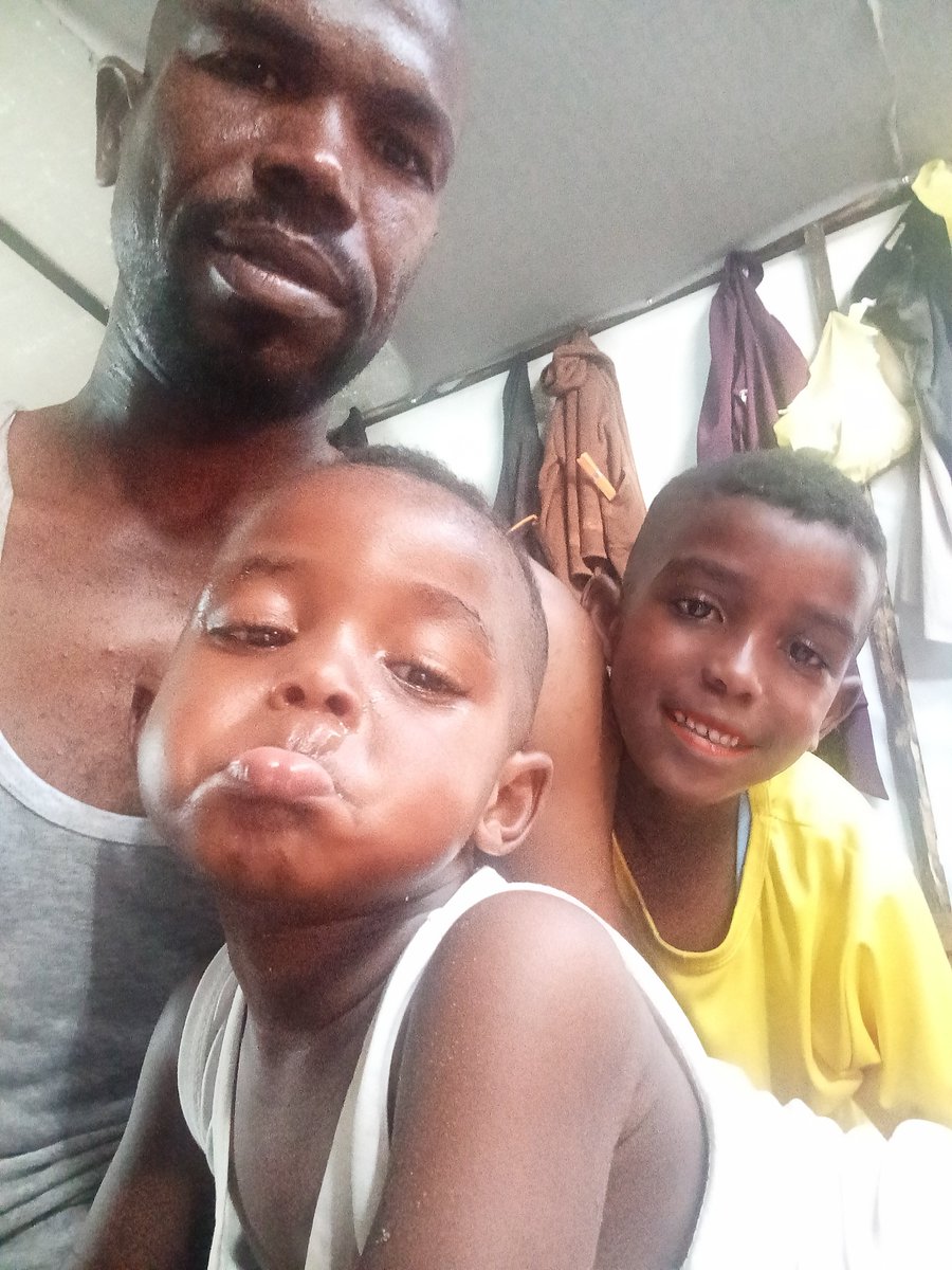 FatthAbdul58663's tweet photo. Today is the deadline to pay the rent for the land we live on. If we can't pay, my children and I will be homeless and may find ourselves on the street. Please, don't leave us to face this fate alone.Any help, no matter how small, could save my family. 💔🙏https://t.co/onqFG6qJMI https://t.co/I34y0OAR6E