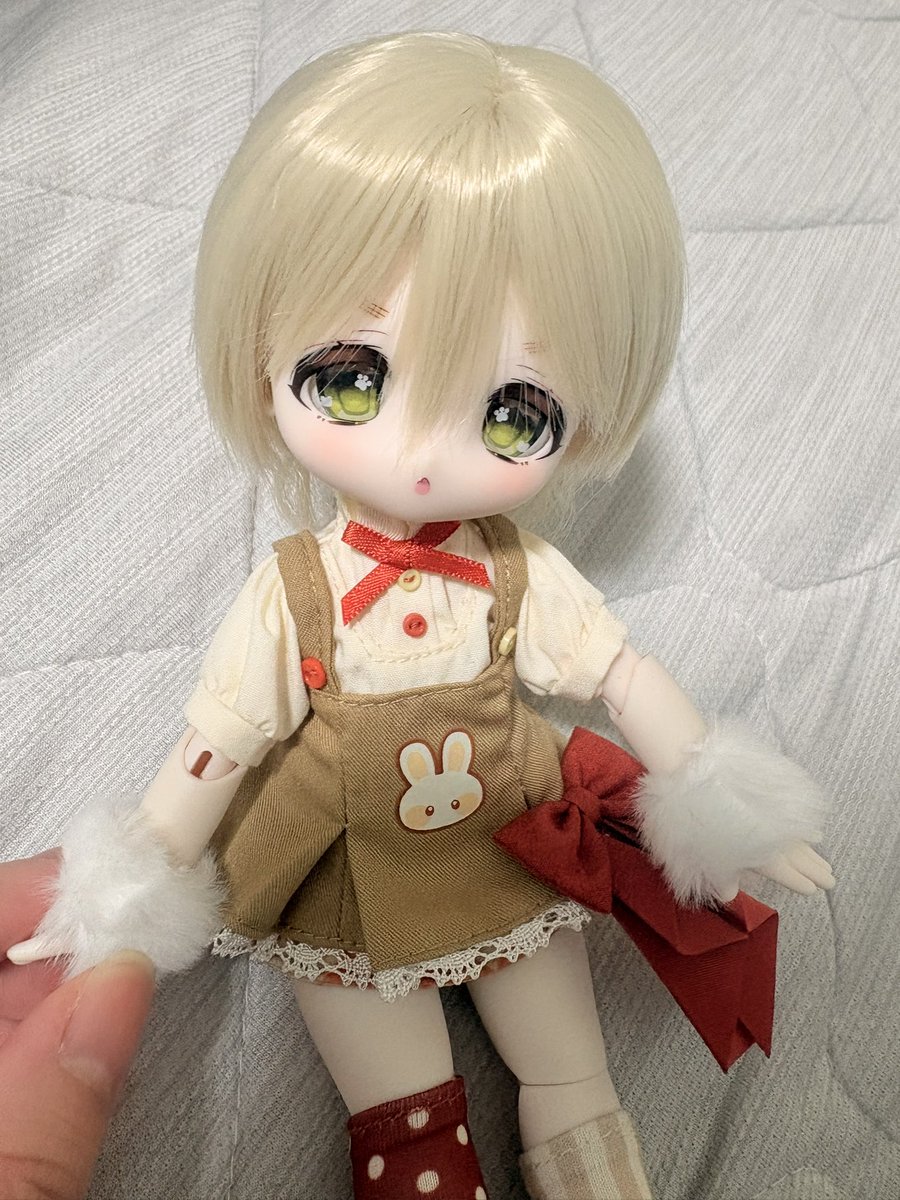 ametukuri's tweet photo. ストレス溜まるとついドールが増えちゃう。
パフちゃんかわいい。 https://t.co/xbOv8pLyVH