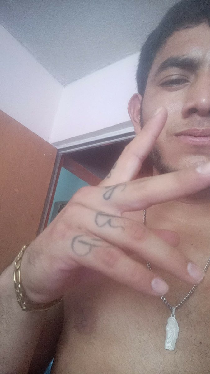 colimote_tecor's tweet photo. Aportación de un seguidor...
Ufff como hay vatos que tienen una delicia de vrg 🥵🤤🤤 https://t.co/MAJWSuxrub
