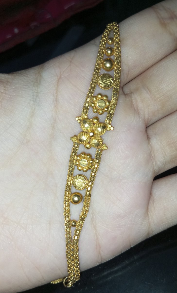 heyyyAlif's tweet photo. @bitget I spotted XAU 🪙 My wrist has excellent taste in real-world assets. 😄
@bitget
#MatchTheRealWorld https://t.co/ytVzhd41n0