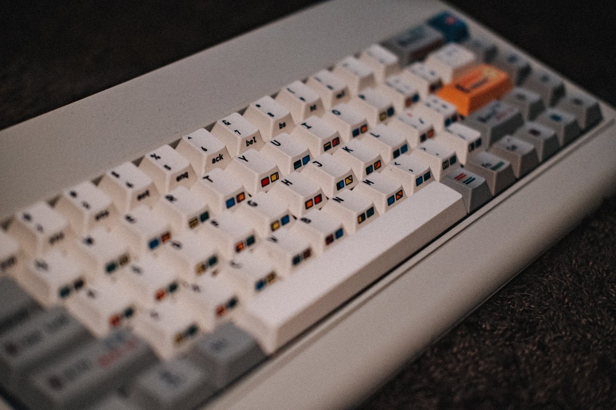 nzeenz's tweet photo. Vortex Model M 65
Gateron Cream Soda Switch
YDMK C64 R3 https://t.co/oWHUi9IYF8