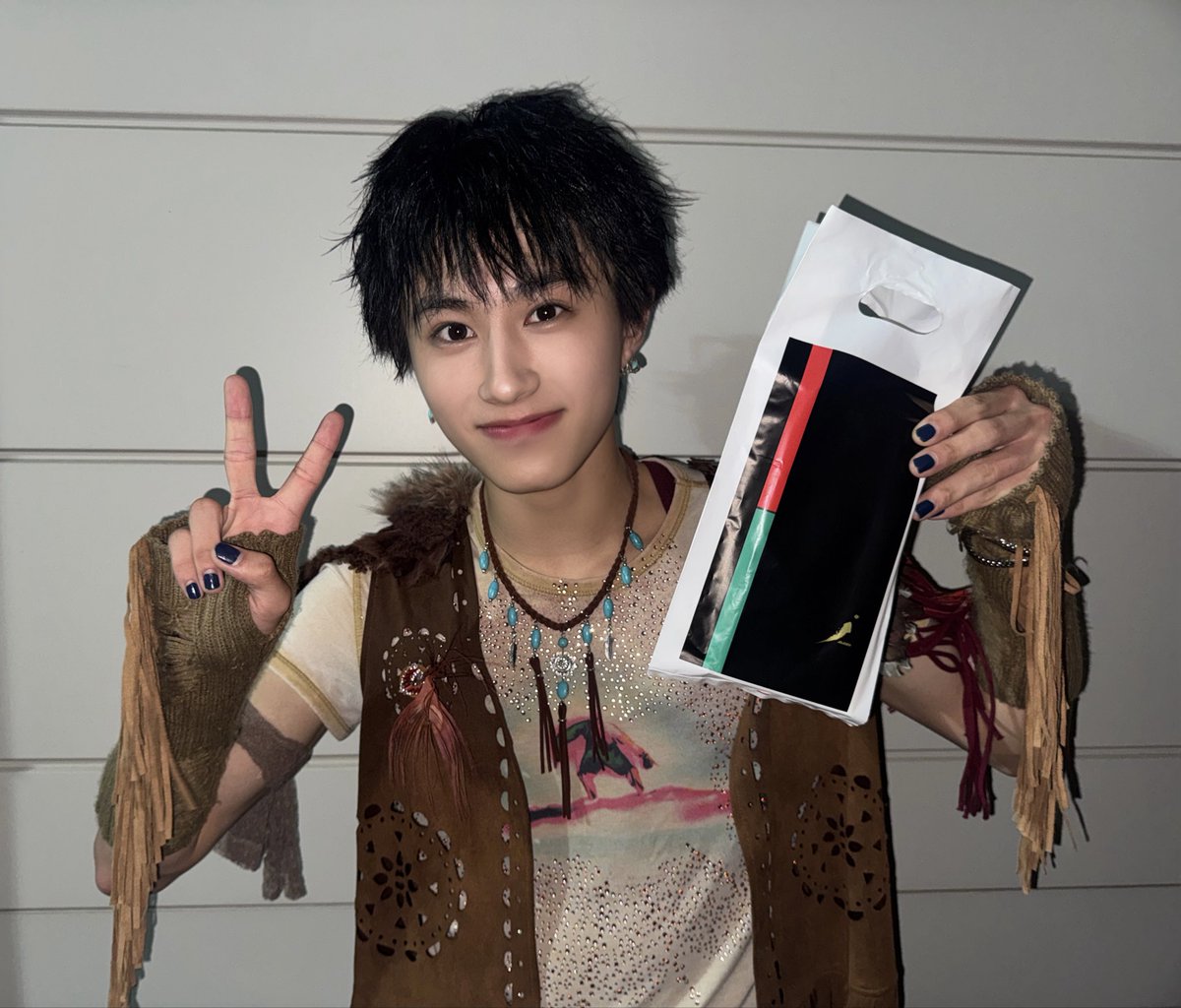 RYUGUJOofficial's tweet photo. ◤￣￣￣￣￣￣￣￣￣￣￣
　  　FC『龍宮場』
　　GALLERY 更新
＿＿＿＿＿＿＿＿＿＿＿◢

◥◣FC会員限定◢◤
8.5「New Beginning Fes in めざましWANGANフェス」オフショット
https://t.co/2jYGo0SDWM

✔︎EP「MOTTO」CDリリース&全曲デジタル配信中

✔︎龍宮城 ARENA LIVE 2027
FC3次チケット先行受付中

✔︎龍宮城 LIVE TOUR 2026 -MOTTO-チケット一般発売中

#めざましWANGANフェス 
#ニュービギ 
#龍宮城 
#龍宮城_京アリ対宜
#MOTTO
