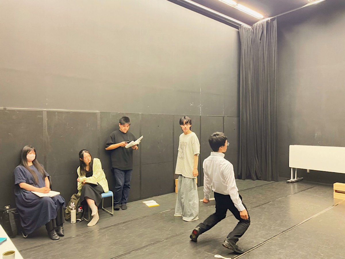 popsteptheater's tweet photo. 舞台公演『怪物』稽古順調に進んでおります！
みんなで楽しく作品をつくってます！

ご予約はこちらまで⬇️

https://t.co/CJoJxRfKwZ

 #仙台
 #演劇
 #仙台演劇
  #PopStepTheater https://t.co/IRcYjsRBXT