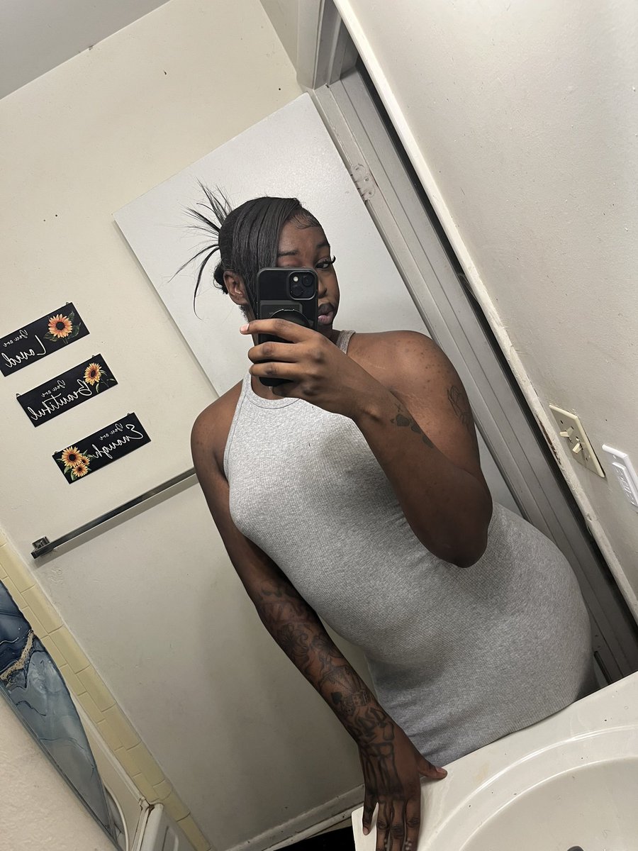 msthickkshii tweet picture