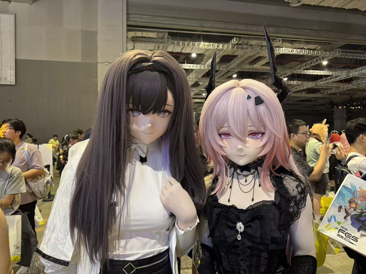 mihotel23333's tweet photo. 在鹰角嘉年华遇到普瑞塞斯>w<
#着ぐるみ #kigurumi #明日方舟 #特蕾西娅 https://t.co/ABeRbEC5Wo
