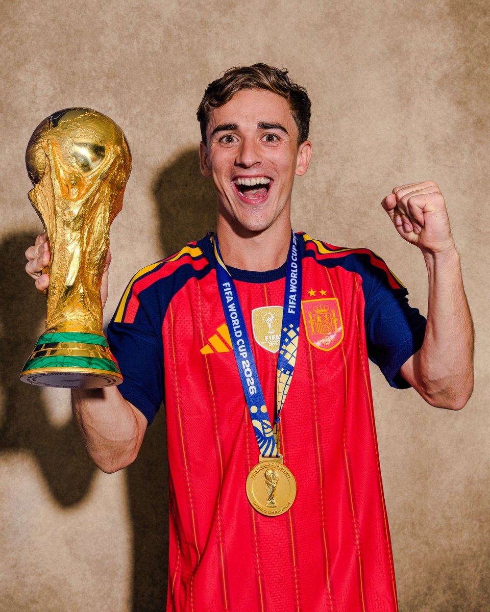 fifaworldcup_es's tweet photo. Pablo Páez Gavira 🏆

#CopaMundialFIFA https://t.co/5kzKmYN5MM