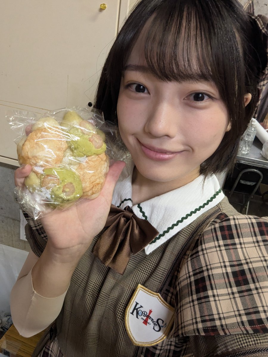 ran_kobe_'s tweet photo. KOBerrieS♪結成14周年記念SPライブ
『Very  Berry』

やっとお礼が出来る！お待たせしました🙏

改めて8月1日、最高の景色を見せてくれてありがとうございました✨
実は未だに余韻に浸ってる😆︎

15年目の #コウベリ もよろしくお願いします🍓🫐

ALT https://t.co/LYMmrnpy7v