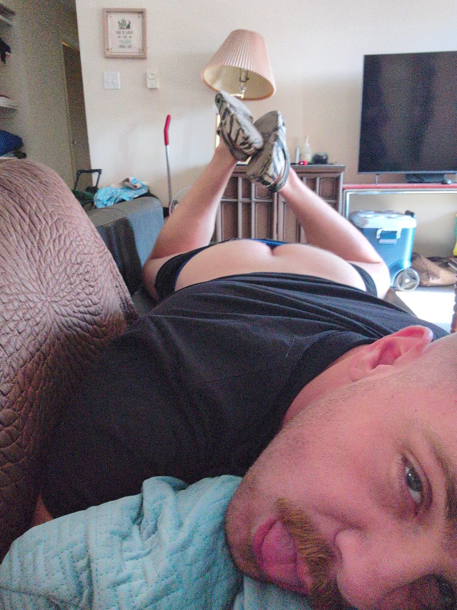 alexsquaredd's tweet photo. Short shorts https://t.co/uKFCZQzhsS